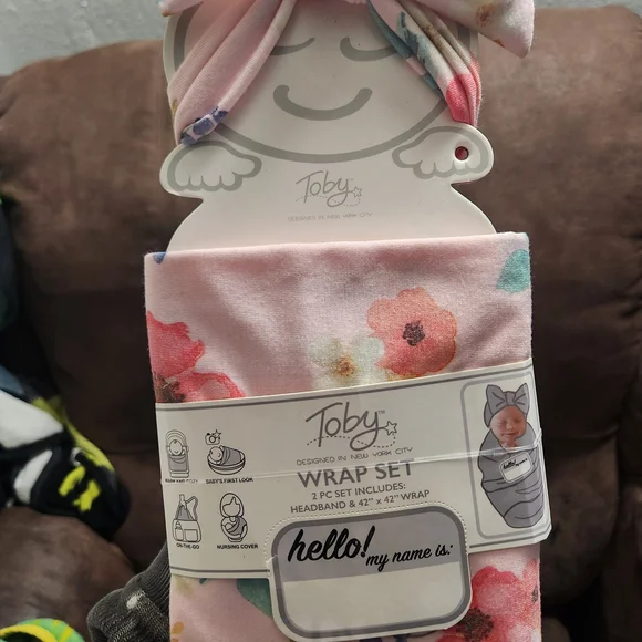 Floral Pink Wrap Set for Kids - Picture 3 of 4